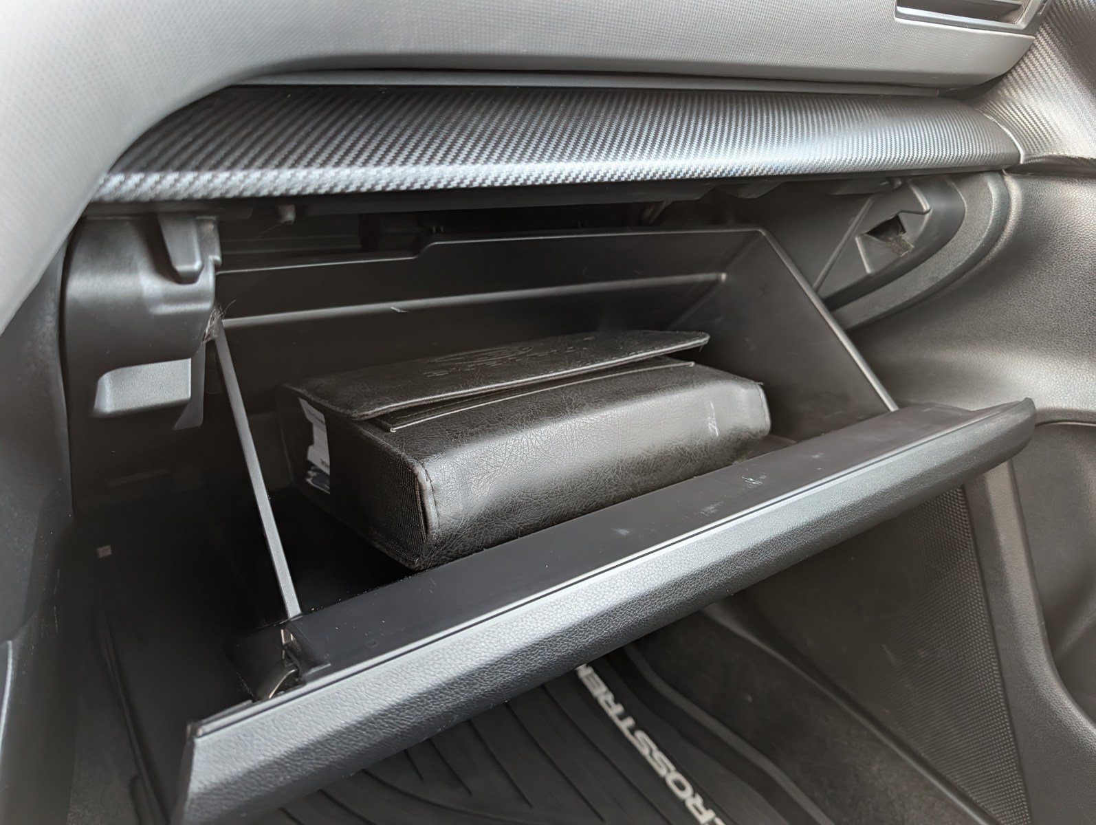 Used 2024 Subaru Crosstrek 2.5i Limited w/ Crosstrek Mirror Package AWD/4WD image 32