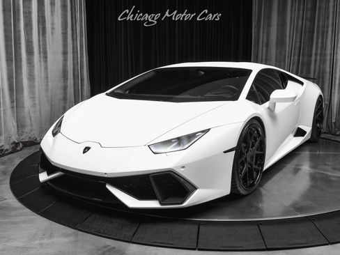 Used 2016 Lamborghini Huracan LP 610-4 Avio AWD/4WD image 2