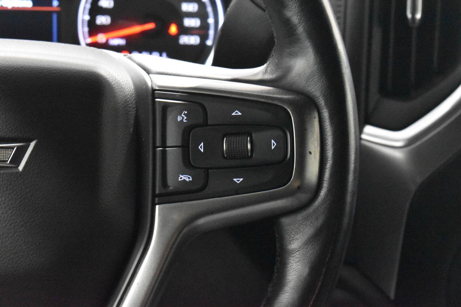 Used 2019 Chevrolet Silverado 1500 RST AWD/4WD image 8