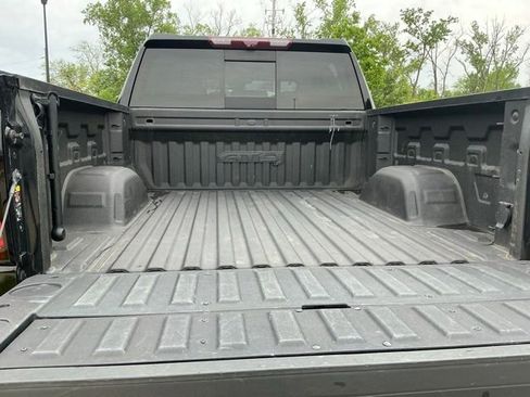 Used 2022 GMC Sierra 1500 AT4 w/ AT4 Premium Package AWD/4WD image 11