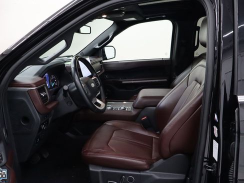 Used 2024 Ford Expedition Max Limited image 26