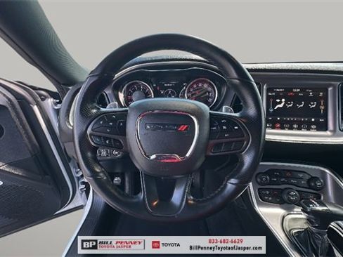 Used 2022 Dodge Challenger GT image 16