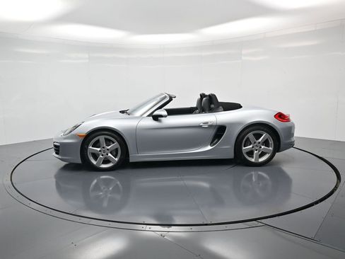 Used 2016 Porsche Boxster RWD image 2