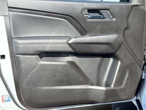 Used 2025 GMC Canyon Elevation w/ Convenience Package AWD/4WD image 19