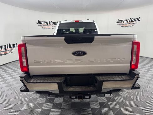 Used 2025 Ford F350 XLT w/ FX4 Off-Road Package AWD/4WD image 7