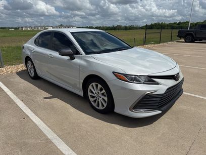 Used 2022 Toyota Camry LE