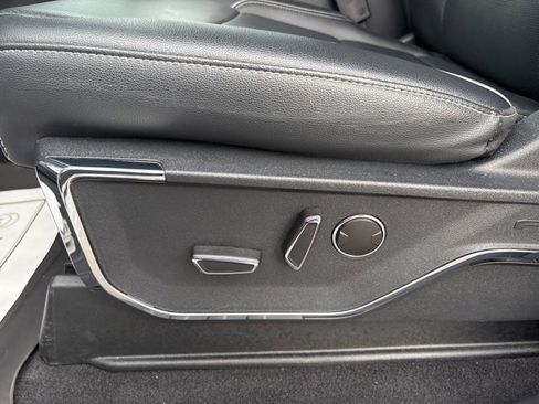 Used 2023 Ford F150 Lariat w/ Equipment Group 502A High image 27