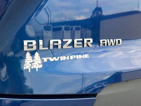 Used 2023 Chevrolet Blazer LT w/ Driver Confidence Package AWD/4WD image 26