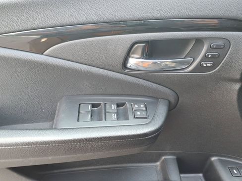 Used 2019 Honda Pilot Touring image 23