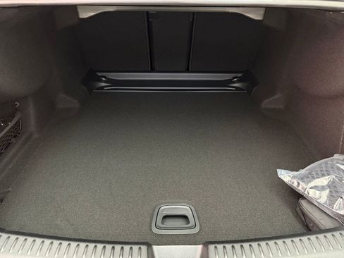 New 2026 Mercedes-Benz E 350 Sedan image 31