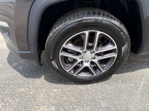 Used 2020 Jeep Compass Latitude w/ Cold Weather Group AWD/4WD image 9