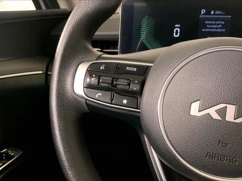 Used 2025 Kia K5 LXS FWD image 19