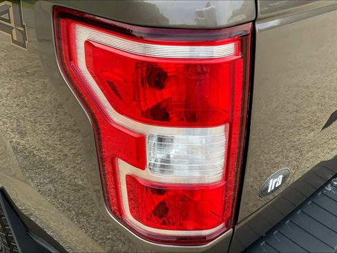 Certified 2018 Ford F150 XLT AWD/4WD image 28