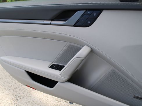 Certified 2024 Porsche 911 Carrera 4S image 25