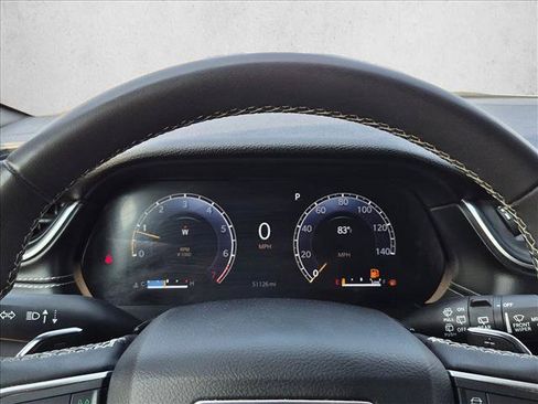 Used 2024 Jeep Grand Cherokee L Laredo RWD image 5