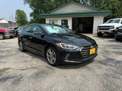 Used 2017 Hyundai Elantra Limited w/ Limited Ultimate Package 05 FWD image 7