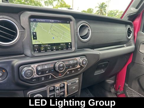 Certified 2022 Jeep Wrangler Unlimited Sahara w/ LED Lighting Group AWD/4WD image 13