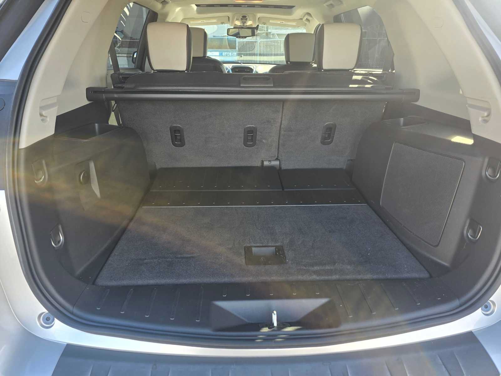 Used 2012 GMC Terrain SLT w/ Chrome and Technology Package FWD image 11