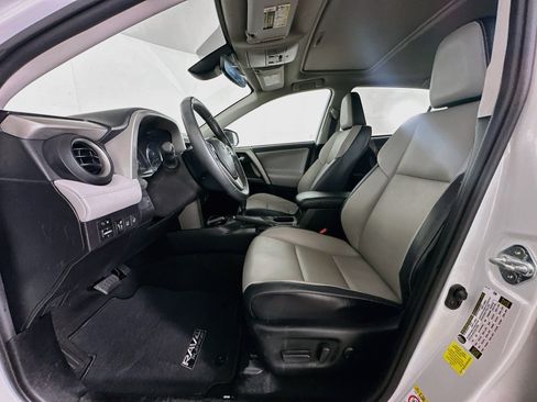 Used 2017 Toyota RAV4 Platinum FWD image 13