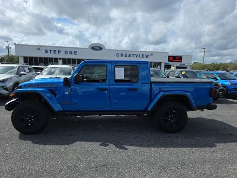 Used 2023 Jeep Gladiator Mojave w/ Trailer Tow Package image 8