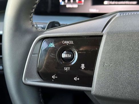 Certified 2025 Nissan Murano SL image 22