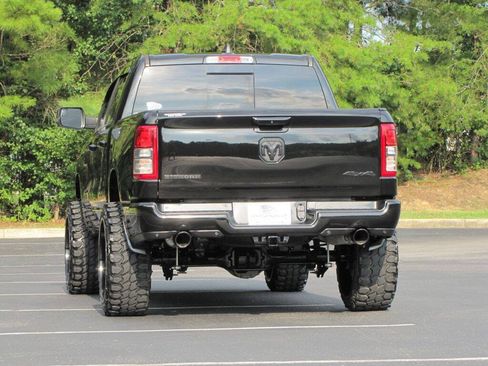 Used 2022 RAM 1500 Big Horn AWD/4WD image 10
