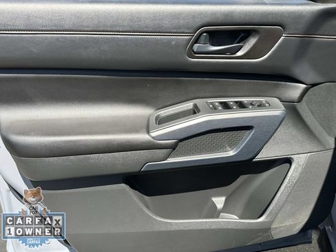 Used 2024 Nissan Pathfinder Rock Creek AWD/4WD image 18