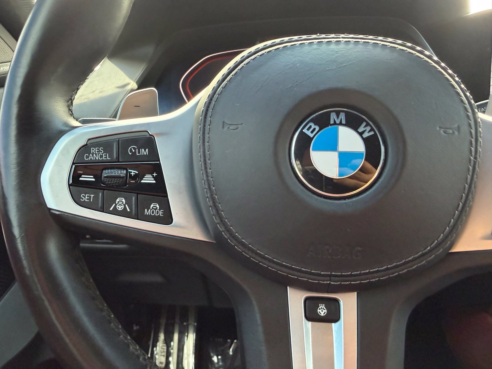 Used 2021 BMW X6 M50i w/ Executive Package AWD/4WD image 15