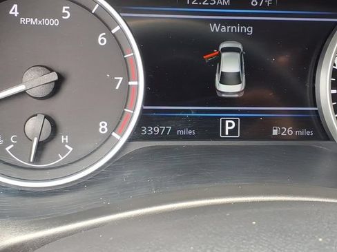 Used 2024 Nissan Sentra SR FWD image 33