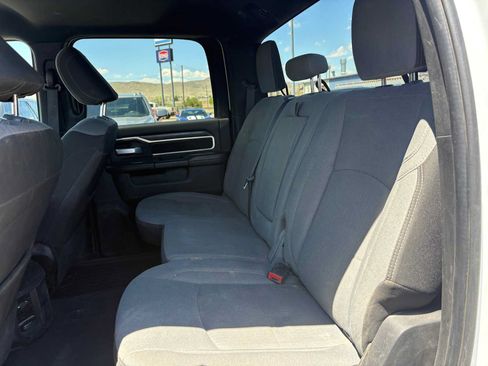 Used 2024 RAM 2500 Big Horn AWD/4WD image 11