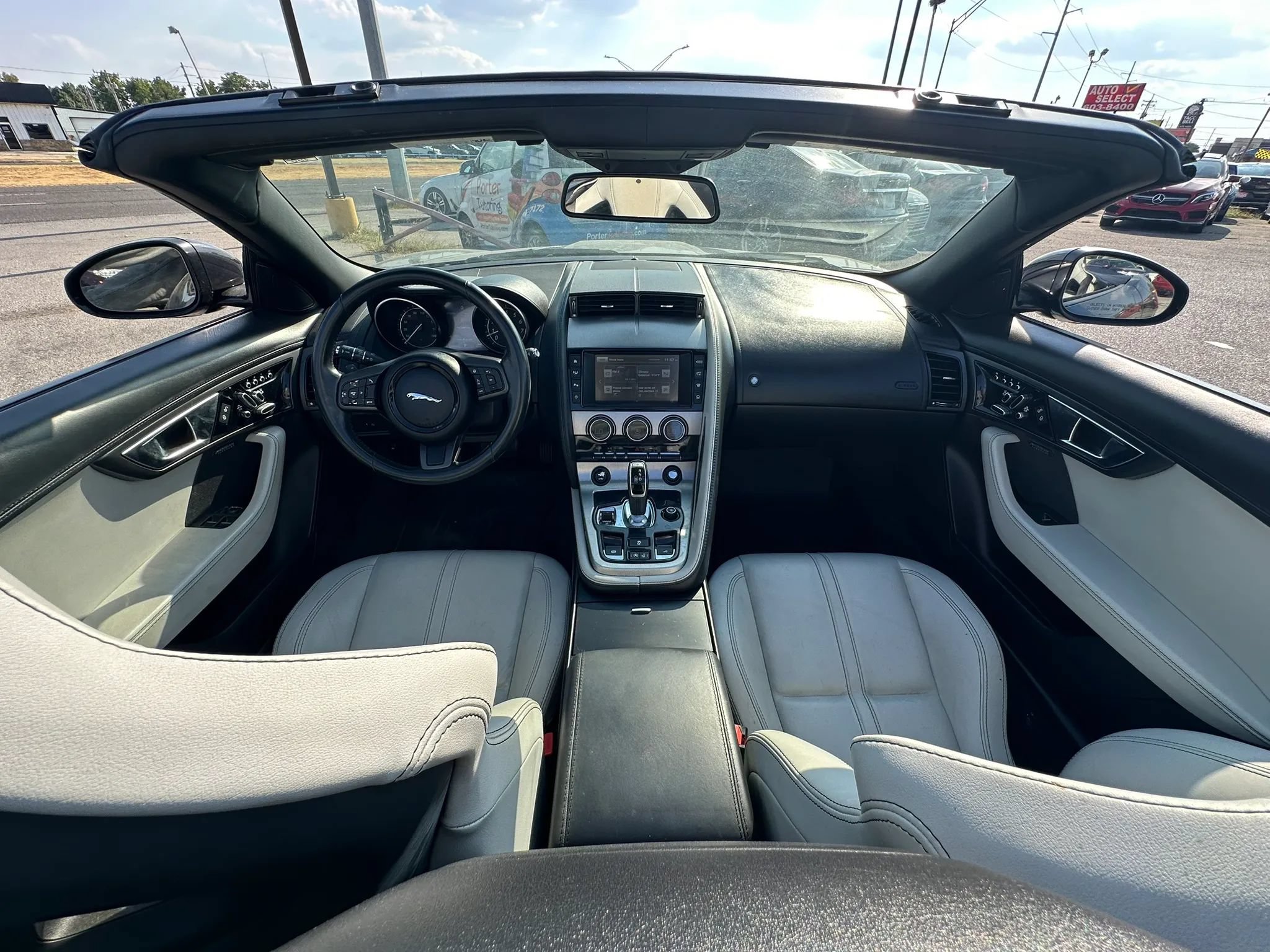 Used 2016 Jaguar F-TYPE Convertible RWD image 3