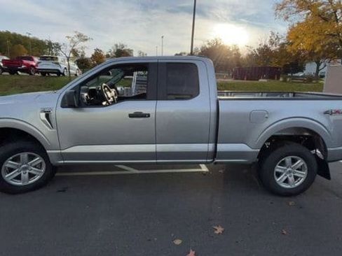 Used 2022 Ford F150 XLT image 5