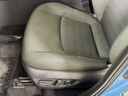 Certified 2025 Toyota RAV4 SE w/ Convenience Package image 18