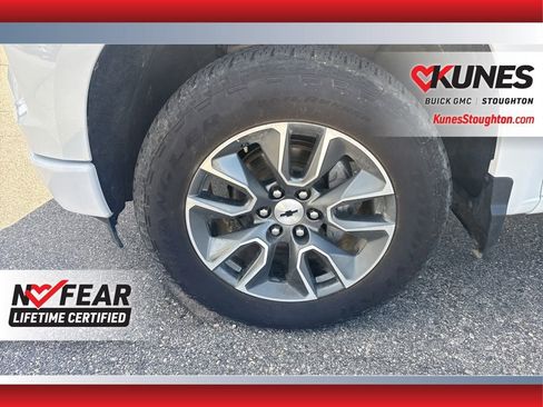 Used 2025 Chevrolet Silverado 1500 RST w/ Convenience Package II AWD/4WD image 16