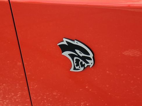 Used 2016 Dodge Challenger SRT Hellcat RWD image 7