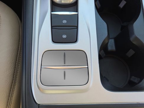 Used 2021 Ford Explorer XLT w/ Class III Trailer Tow Package image 27