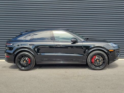 New 2026 Porsche Cayenne S AWD/4WD image 8
