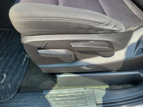 Used 2018 Chevrolet Silverado 1500 LT RWD image 20