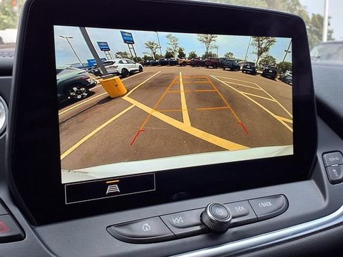 Used 2023 Chevrolet Blazer LT w/ Convenience Package FWD image 8