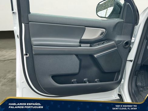 Used 2025 Ford Expedition Max Active AWD/4WD image 10