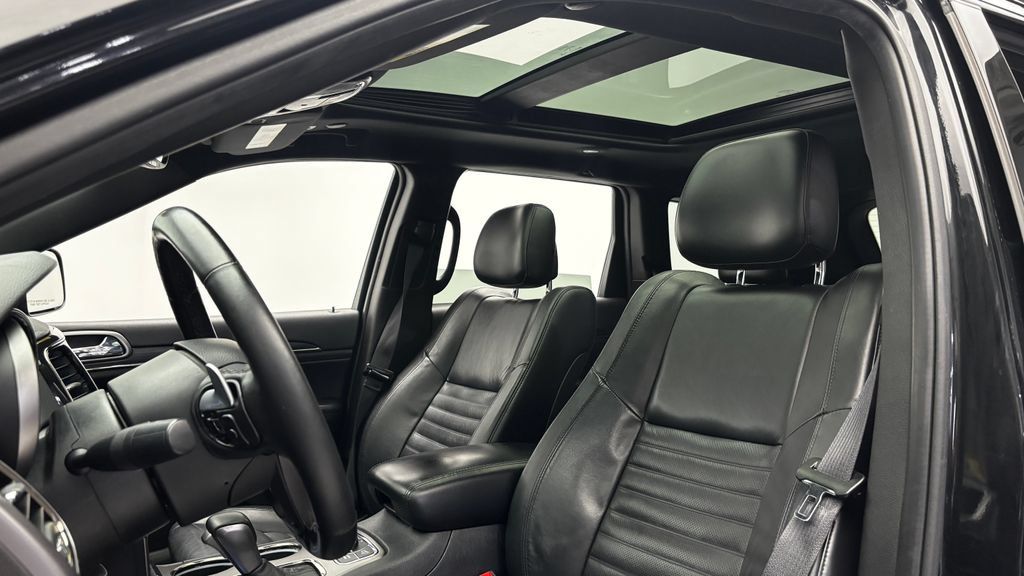 Used 2019 Jeep Grand Cherokee Limited X AWD/4WD image 10