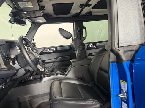 Used 2025 Ford Bronco Badlands AWD/4WD image 19