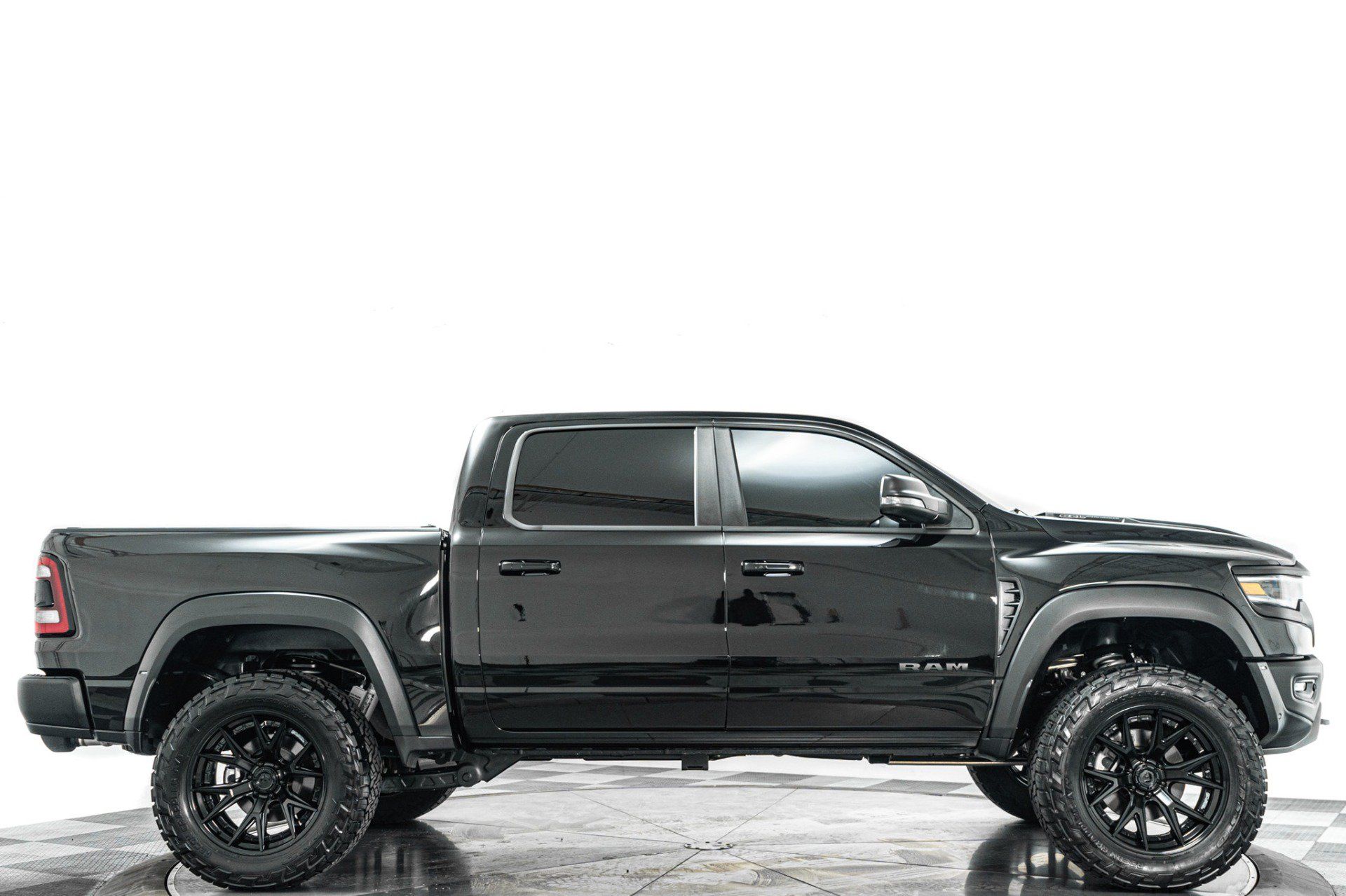 Used 2024 RAM 1500 TRX AWD/4WD image 2