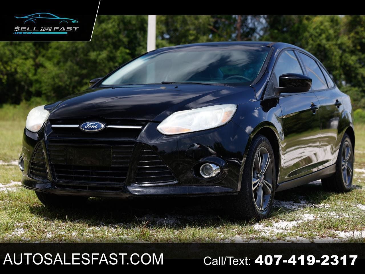Used 2012 Ford Focus SE FWD image 1