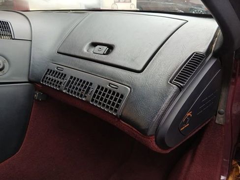 Used 1993 Chevrolet Corvette Convertible image 24