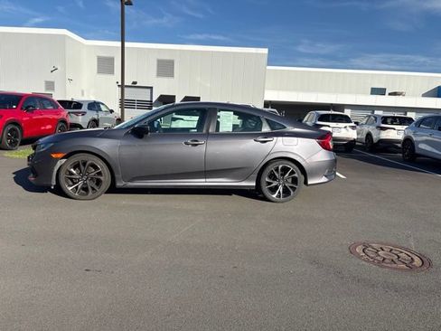 Used 2020 Honda Civic Sport image 9