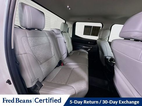 Used 2022 Toyota Tundra SR5 w/ SR5 Premium Package AWD/4WD image 28