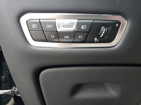 Used 2019 BMW X7 xDrive40i w/ Premium Package image 22