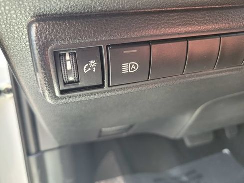 Used 2023 Toyota Corolla LE FWD image 19