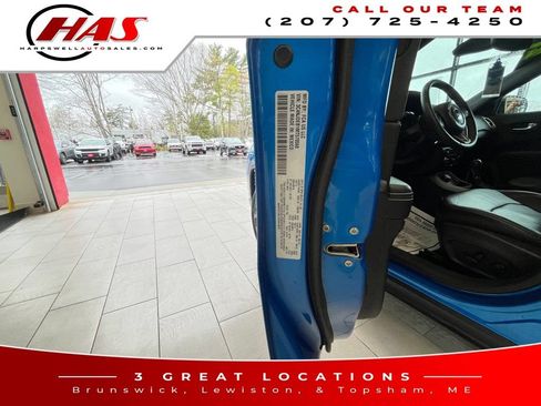 Used 2021 Jeep Compass Latitude AWD/4WD image 16
